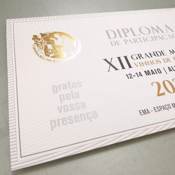 Diploma dourado